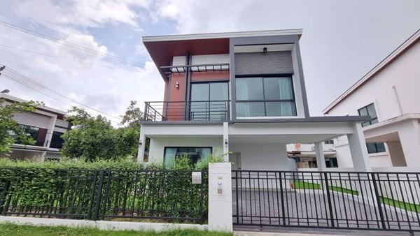 Picture of 3 bed House in Pruksa Town Nexts Onnut-Rama 9  Prawet Sub District H018362