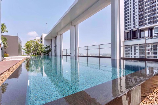 รูปภาพ 1 ห้องนอน Condo ในโครงการ Rhythm Sathorn - Narathiwas Thungmahamek Sub District C018402