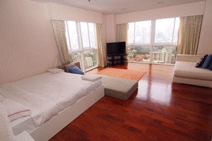 Picture of 4 bed Condo in Kiarti Thanee City Mansion Khlong Toei Nuea Sub District C018415