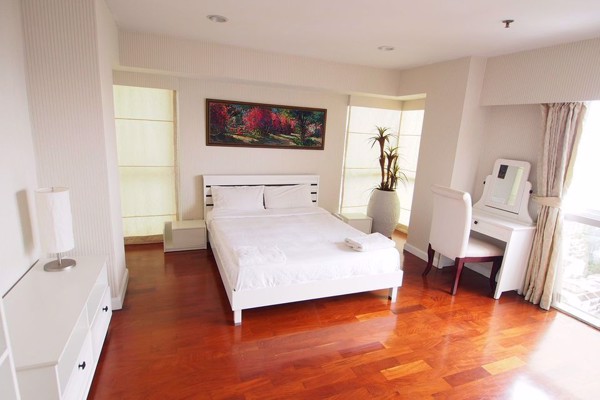 Picture of 4 bed Condo in Kiarti Thanee City Mansion Khlong Toei Nuea Sub District C018415