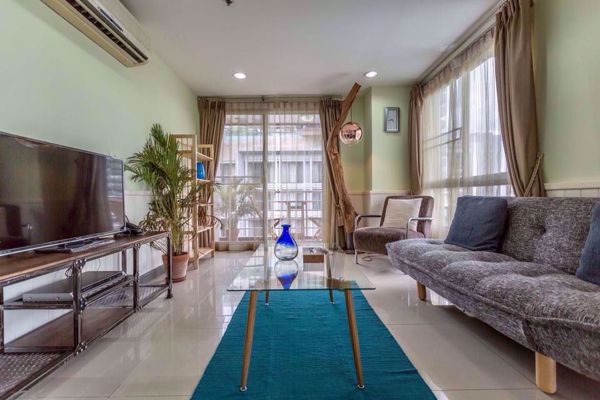 รูปภาพ 2 ห้องนอน Condo ในโครงการ Serene Place Sukhumvit 24 Khlongtan Sub District C018433