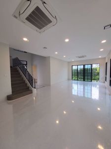 Picture of 4 bed House  Saphansung Sub District H018443