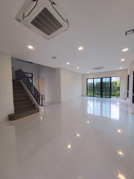 รูปภาพ 4 bed House  Saphansung Sub District H018443