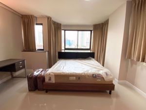 Picture of 2 bed Condo in Supalai Oriental Place Sathorn-Suanplu Sathon District C018480