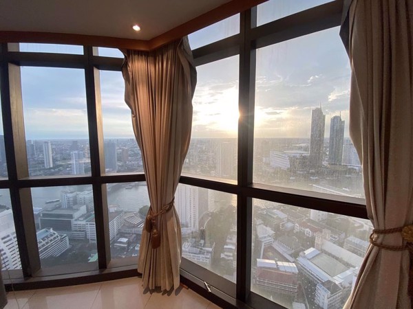 รูปภาพ 1 ห้องนอน Condo ในโครงการ State Tower Silom Sub District C018492