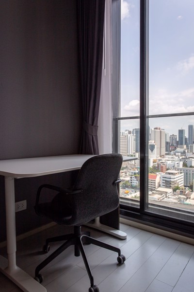 Picture of 1 bed Condo in Noble Ploenchit Lumphini Sub District C018493