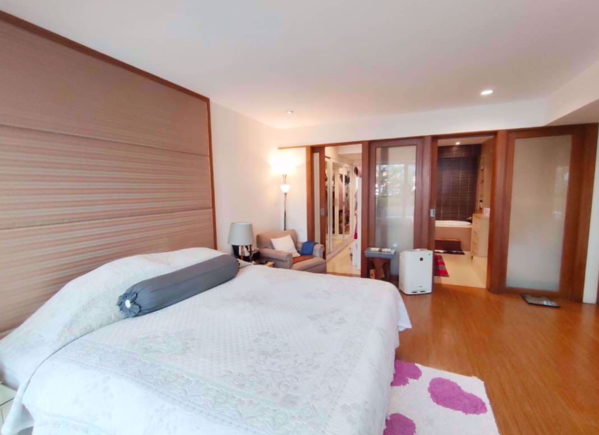 Picture of 3 bed Condo in Royal Castle Khlong Tan Nuea Sub District C018508