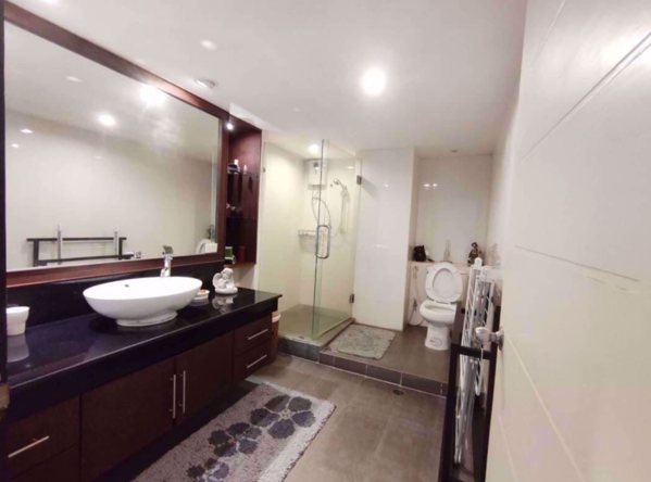 Picture of 3 bed Condo in Royal Castle Khlong Tan Nuea Sub District C018508