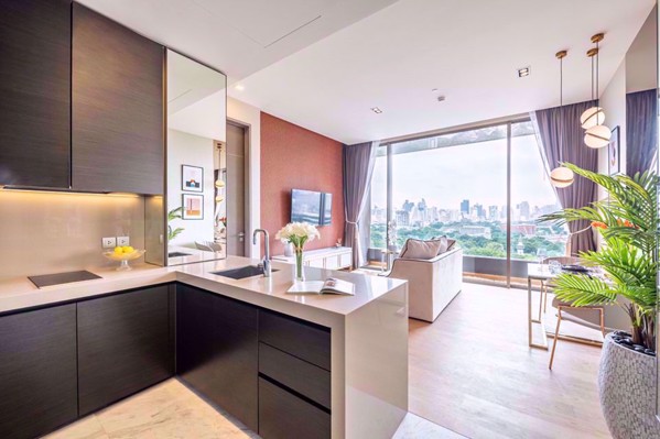 Picture of 1 bed Condo in Saladaeng One Silom Sub District C018608