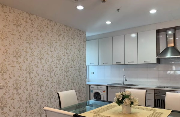 Picture of 2 bed Condo in Noble Ora Khlong Tan Nuea Sub District C018631