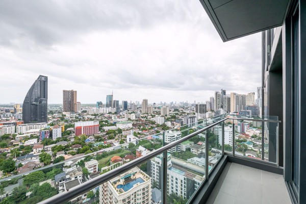 รูปภาพ 2 ห้องนอน Condo ในโครงการ BEATNIQ Sukhumvit 32 Khlongtan Sub District C018641