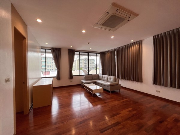 รูปภาพ 3 ห้องนอน Condo ในโครงการ Acadamia Grand Tower Khlong Tan Nuea Sub District C018644