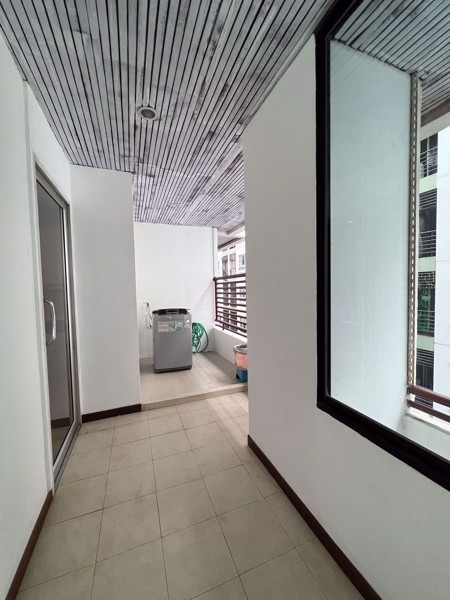 รูปภาพ 3 ห้องนอน Condo ในโครงการ Acadamia Grand Tower Khlong Tan Nuea Sub District C018644