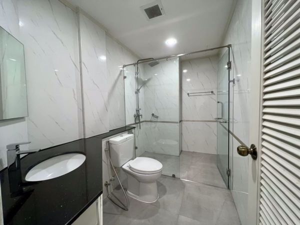 Picture of 2 bed Condo in M Towers Khlong Tan Nuea Sub District C018655