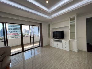 Picture of 3 bed Condo in M Towers Khlong Tan Nuea Sub District C018656