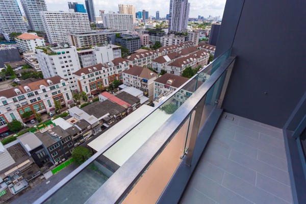 Picture of 1 bed Condo in KHUN by YOO inspired by Starck Khlong Tan Nuea Sub District C018662