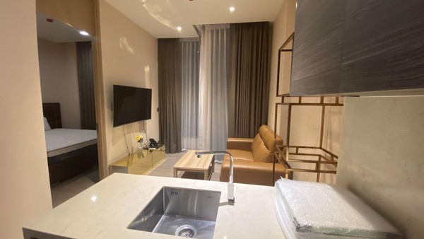 Picture of 1 bed Condo in The ESSE Asoke Khlong Toei Nuea Sub District C018689