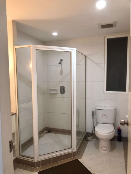 Picture of 1 bed Condo in Baan Siri Sukhumvit 13 Khlong Toei Nuea Sub District C018721