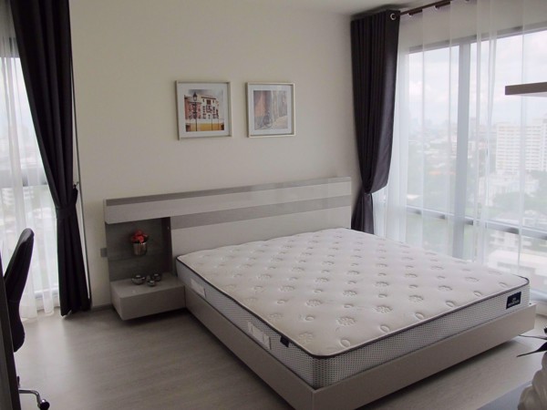 Picture of 2 bed Condo in Rhythm Sukhumvit 36-38 Phra Khanong Sub District C018756