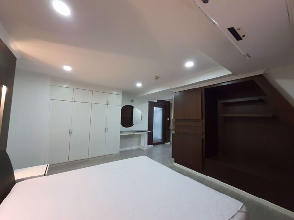 รูปภาพ 3 ห้องนอน Condo ในโครงการ Supalai Place Condominium Khlong Tan Nuea Sub District C018801