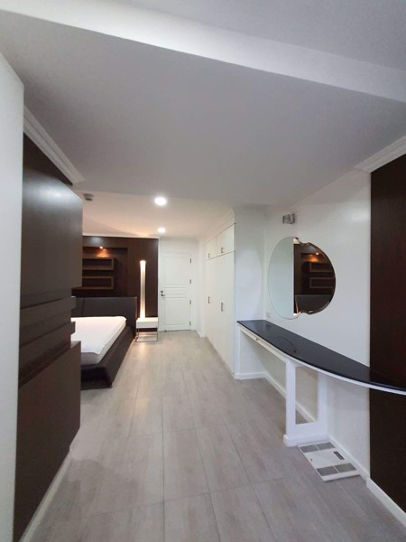 รูปภาพ 3 ห้องนอน Condo ในโครงการ Supalai Place Condominium Khlong Tan Nuea Sub District C018801