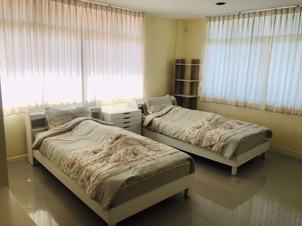 Picture of 4 bed House  Khlong Tan Nuea Sub District H018812