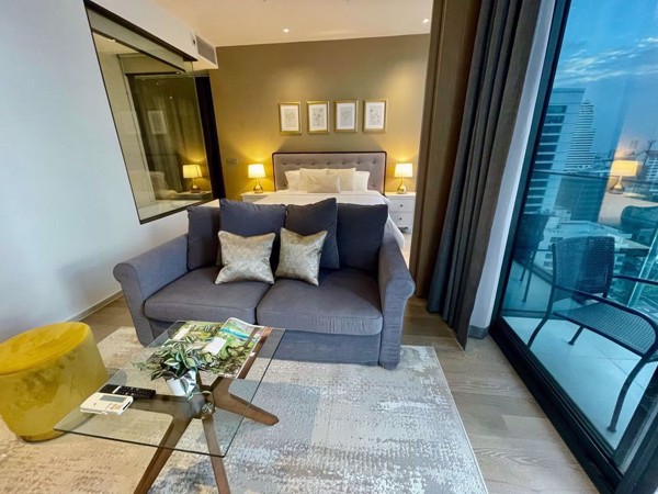 Picture of 1 bed Condo in Ashton Silom Suriyawong Sub District C018818