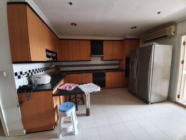 Picture of 3 bed Condo in Kallista Mansion Khlong Toei Nuea Sub District C018841