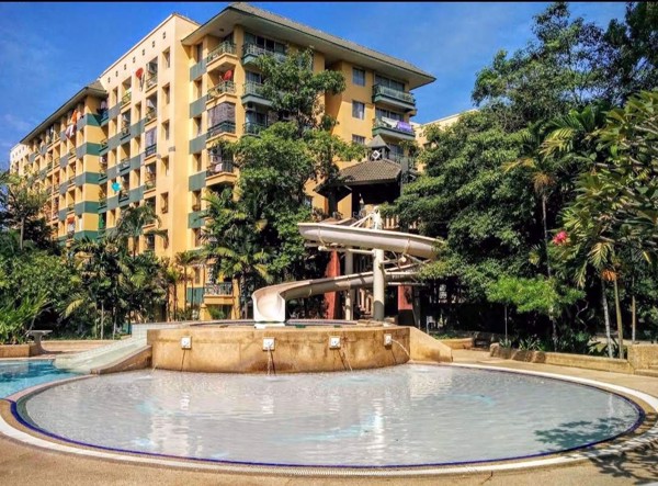 Picture of 3 bed Condo in The Parkland Bangna Condominium Bang Na Sub District C018861