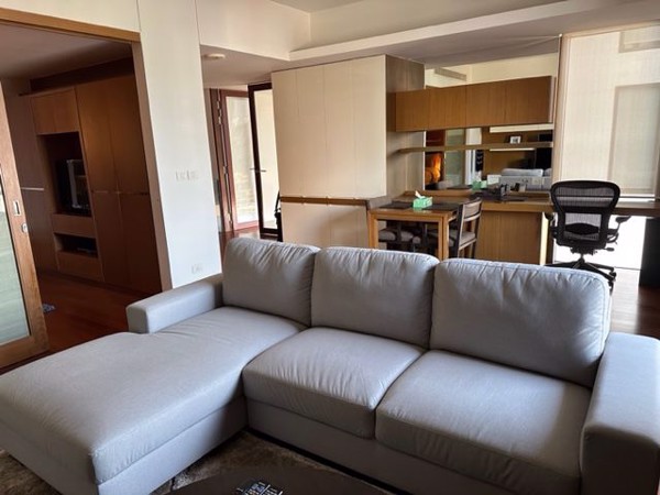 Picture of 1 bed Condo in Hansar Rajdamri Lumphini Sub District C018868