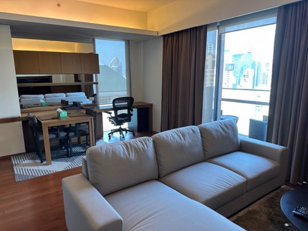 Picture of 1 bed Condo in Hansar Rajdamri Lumphini Sub District C018868