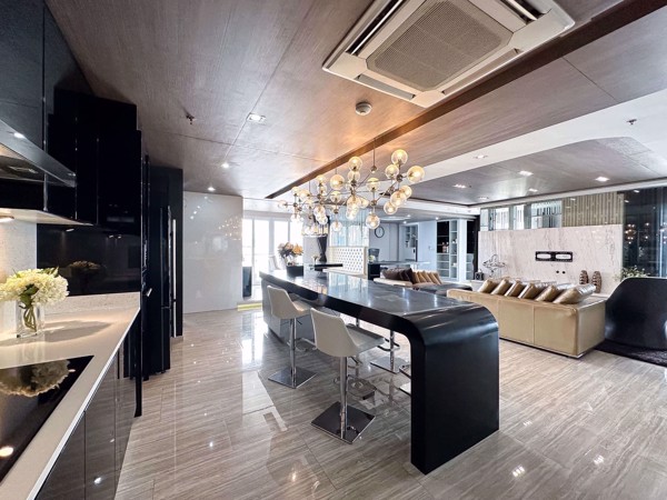 Picture of 3 bed Penthouse in CitiSmart Sukhumvit 18 Khlongtoei Sub District P018877