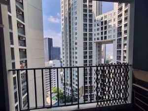 รูปภาพ 3 ห้องนอน Condo ในโครงการ Belle Grand Rama 9 Huai Khwang Sub District C018893