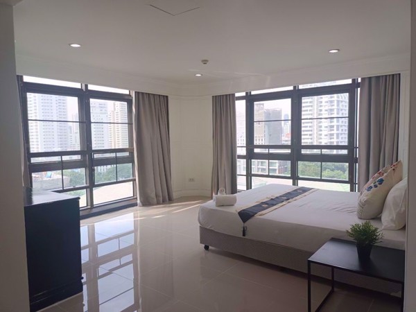 รูปภาพ 3 ห้องนอน Condo ในโครงการ The Waterford Park Sukhumvit 53 Khlong Tan Nuea Sub District C018901