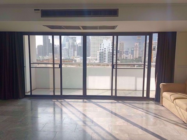 Picture of 2 bed Condo in The Waterford Park Sukhumvit 53 Khlong Tan Nuea Sub District C018902