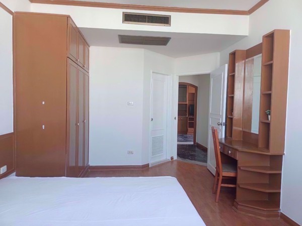 Picture of 2 bed Condo in The Waterford Park Sukhumvit 53 Khlong Tan Nuea Sub District C018903