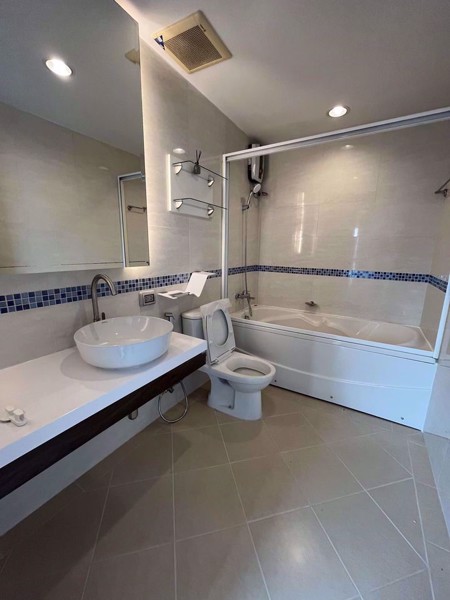 Picture of 2 bed Condo in Life @ Ratchada - Huay Kwang Huai Khwang Sub District C018957