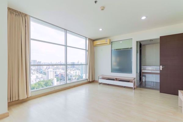 Picture of 2 bed Condo in Rhythm Ratchada Samsennok Sub District C019007