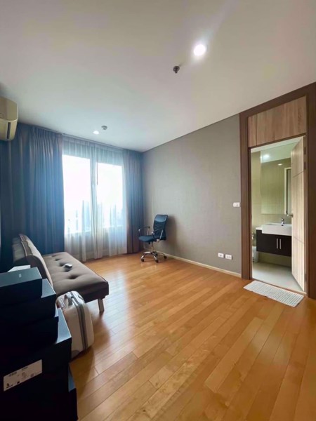 Picture of 3 bed Condo in Villa Asoke Makkasan Sub District C019034