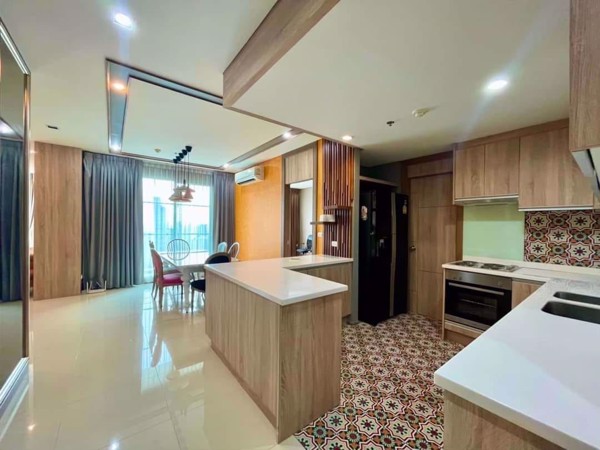 Picture of 3 bed Condo in Villa Asoke Makkasan Sub District C019034