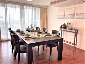 รูปภาพ 4 ห้องนอน Condo ในโครงการ Sathorn Gallery Residences Bang Rak District C019039