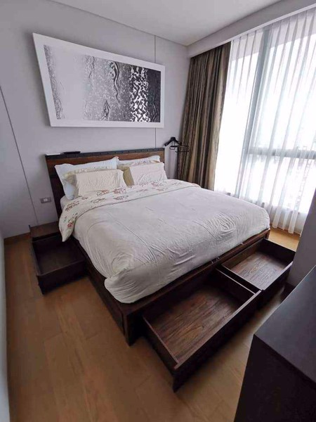 Picture of 1 bed Condo in The Lumpini 24 Khlongtan Sub District C019045