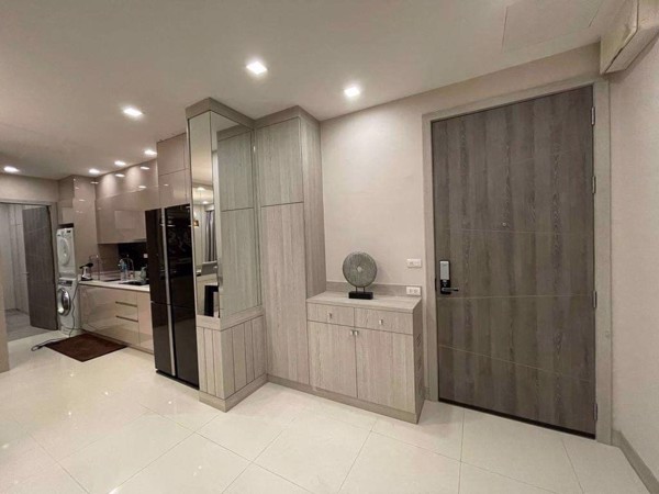 รูปภาพ 2 ห้องนอน Condo ในโครงการ Trapezo Sukhumvit 16 Khlongtoei Sub District C019059