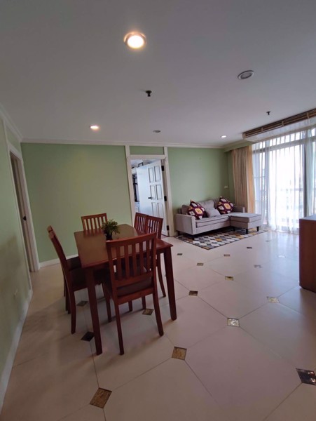 Picture of 2 bed Condo in Baan Prompong Khlong Tan Nuea Sub District C019074