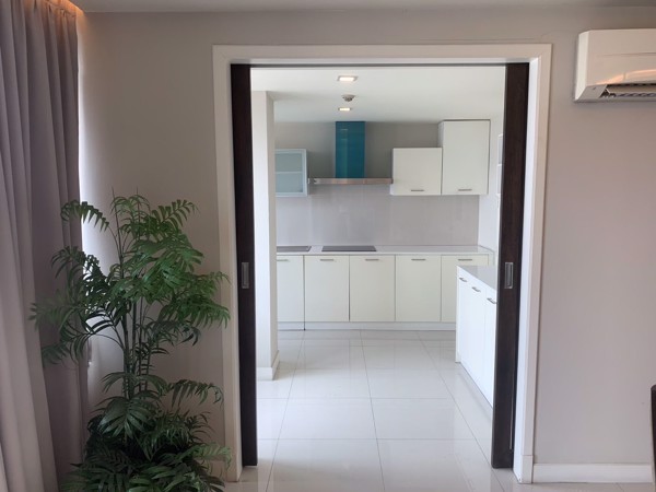 Picture of 3 bed Condo in Romsai Residence Khlong Tan Nuea Sub District C019081