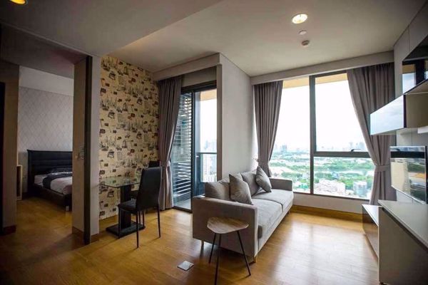 Picture of 1 bed Condo in The Lumpini 24 Khlongtan Sub District C019086