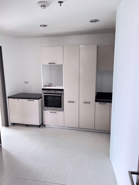 Picture of 4 bed Duplex in Baan Rajprasong Lumphini Sub District D019073