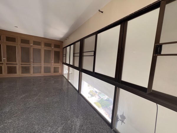 Picture of 3 bed Duplex in Regent on the Park 1 Khlongtan Sub District D019121