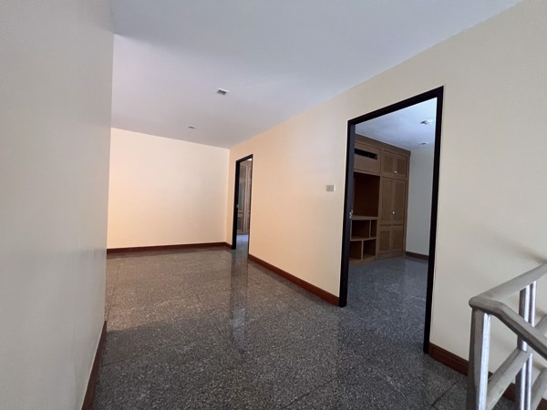 Picture of 3 bed Duplex in Regent on the Park 1 Khlongtan Sub District D019121