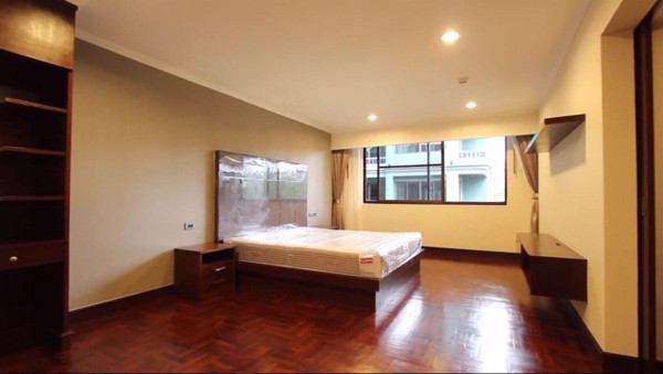 Picture of 3 bed Condo in Ploenruedee Residence Pathum Wan District C019130